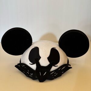 Disney Black and White Hat